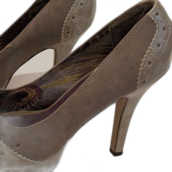 Madden Girl Peep Toe Heels Women SIze 8 Limeric Pump Heeled Shoes Bow Beige - Picture 8 of 11